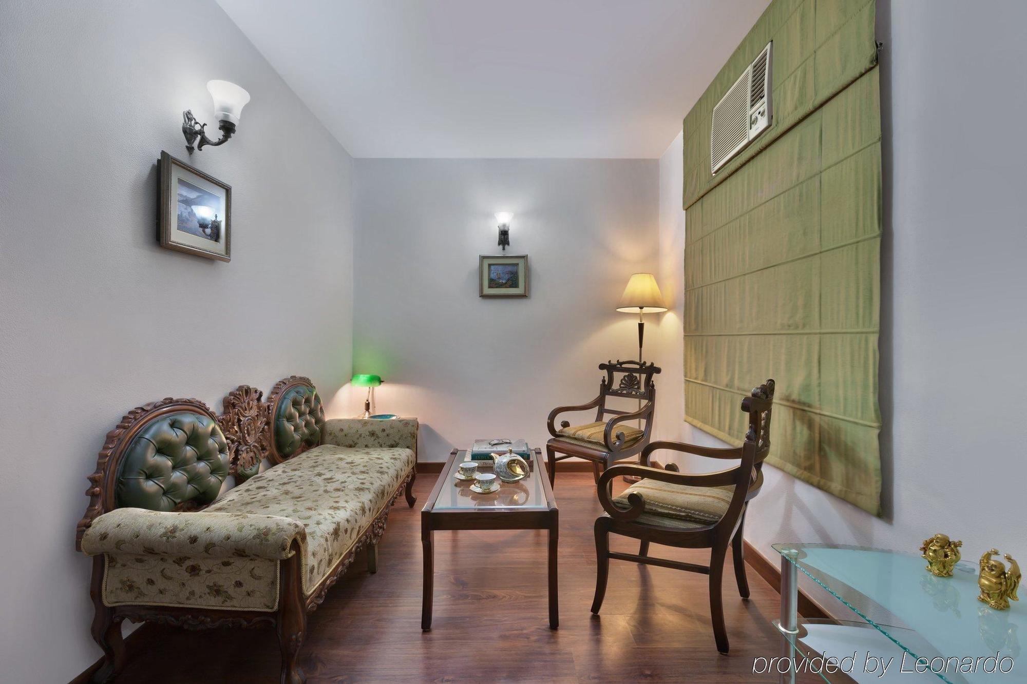 Regale Inn New Delhi Exterior photo